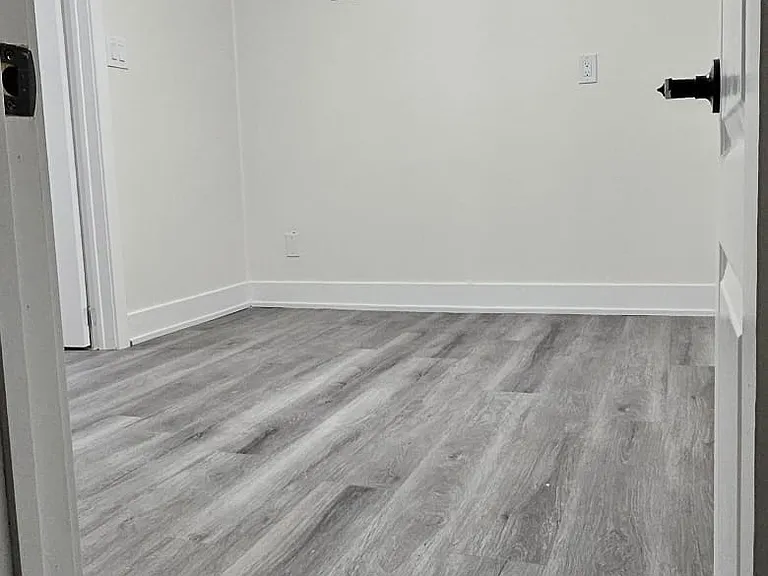 134 Bridgeport Rd E #0 — Photo 5