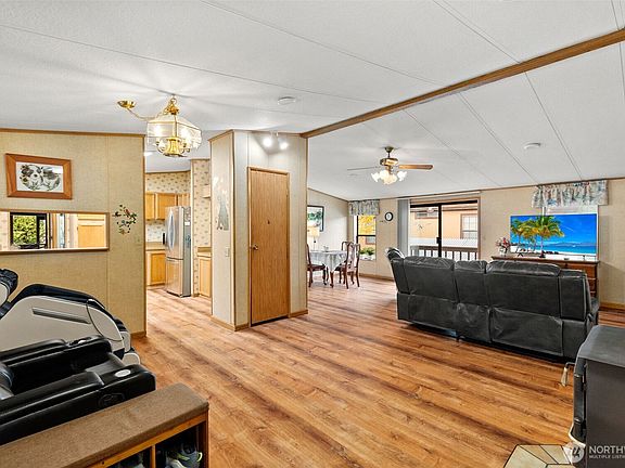 4th image of 1111 Archwood Drive SW #237