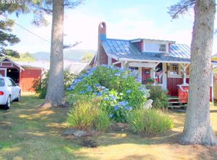 312 N Dolphin St, Rockaway Beach, OR