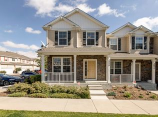 2850 Tumblewood Grv, Colorado Springs, CO 80910