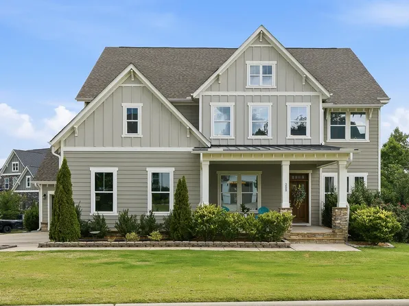 208 Silent Cove Ln, Holly Springs, NC 27540
