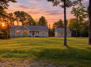 25 Kennel Brook Dr, Lamoine, ME 04605
