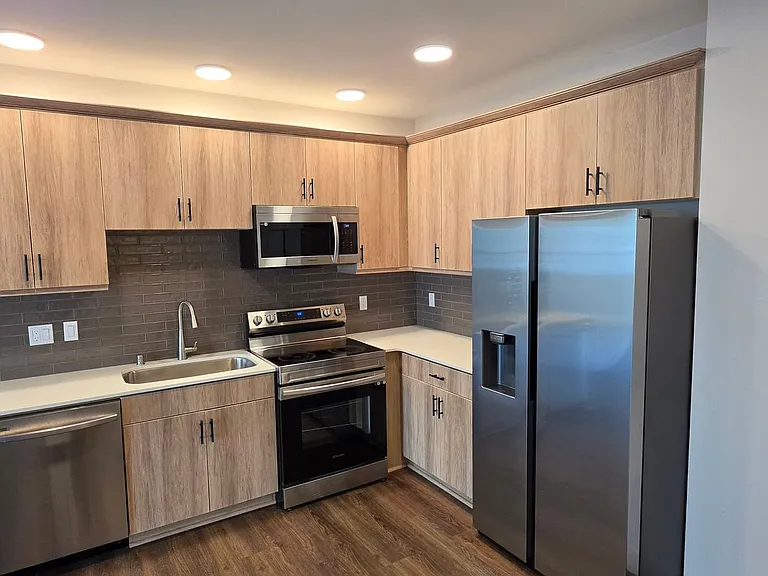 NV Lofts — Photo 22