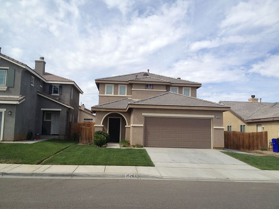 1st image of 15264 Sunbeam Ct