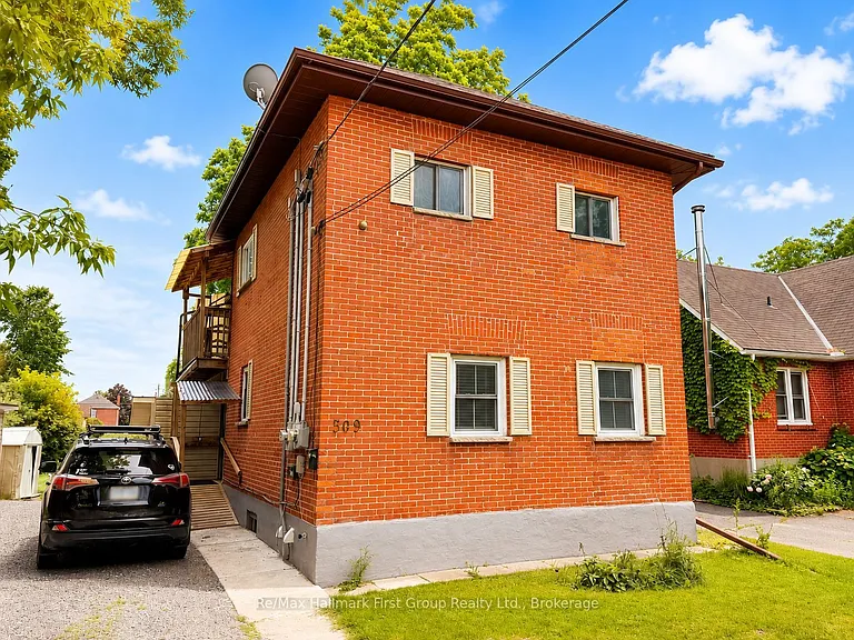509 Parnell St #UPPER — Photo 1