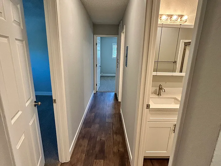 3295 Brookdale Dr #4 — Photo 20