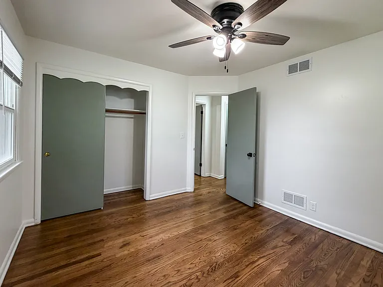 2402 S 41st St #2406 — Photo 13