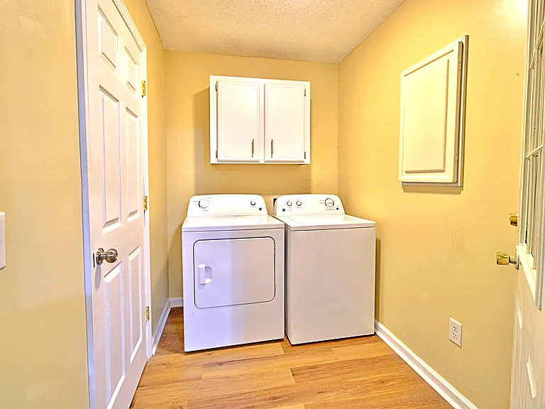 205 Tempest Ln — Photo 11