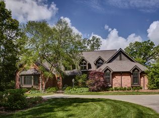 6580 Bloomfield Ln, West Bloomfield, MI 48322