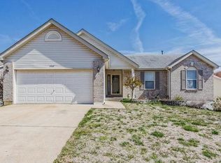 4448 Raven Point, High Ridge, MO 63049