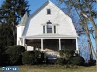 105 Webster Ave, Wyncote, PA 19095