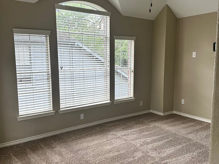 3731 Lauderwood Ln — Photo 10