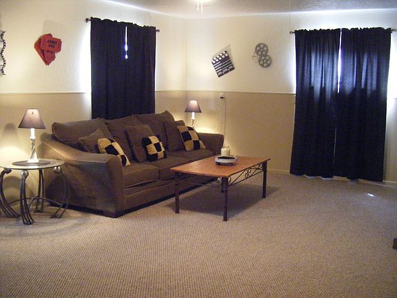 Extra-large family den