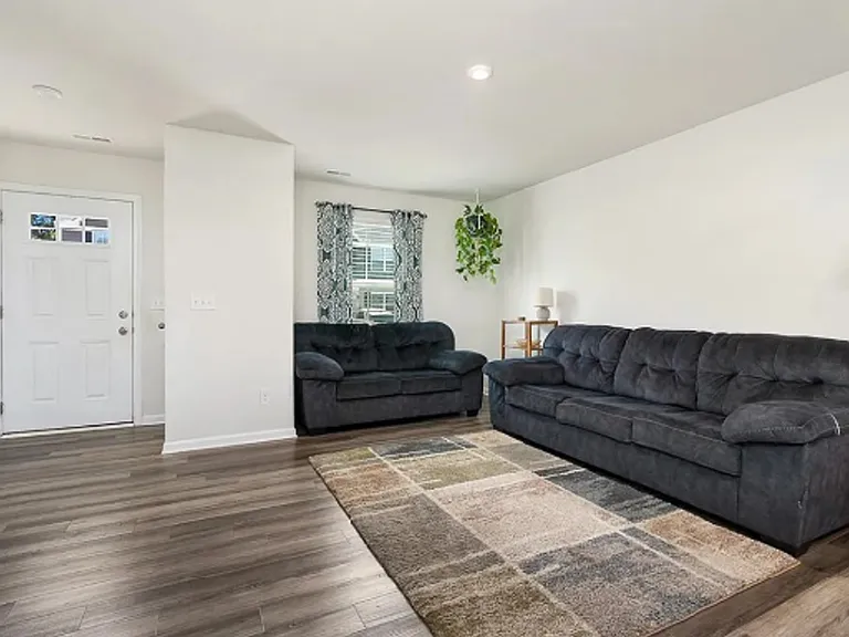 153 Nicklaus Dr — Photo 8
