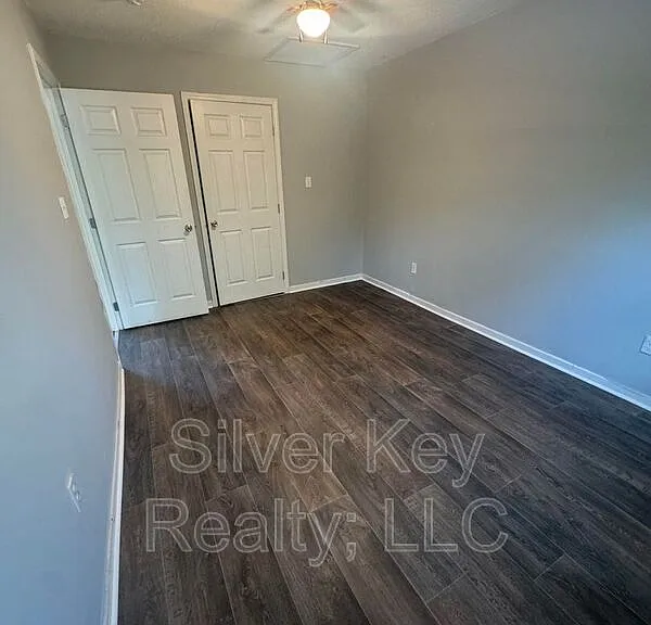 525 Scott St #1 — Photo 13