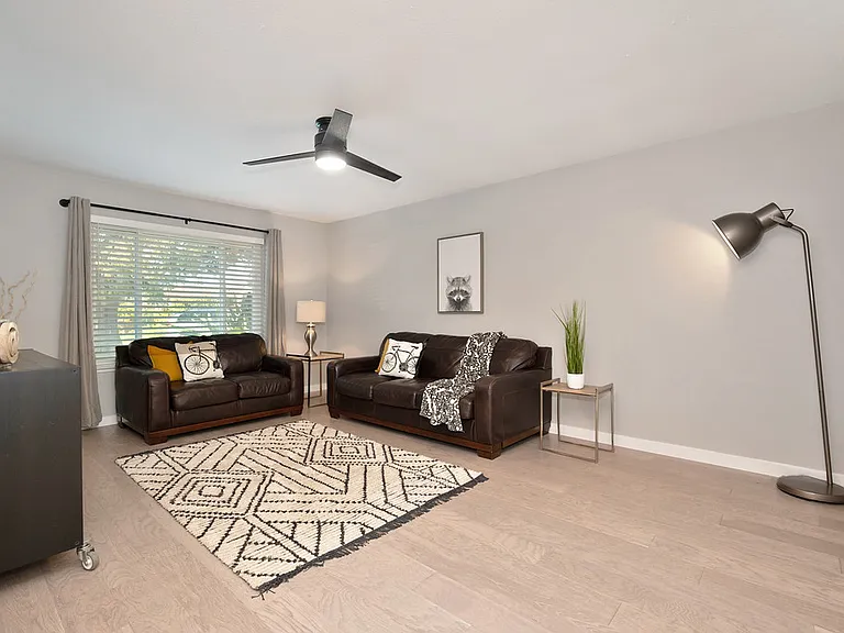 3425 Corbin Way — Photo 32