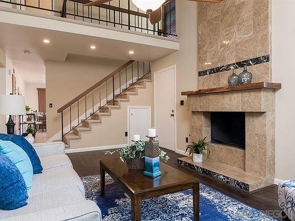 4th image of 10663 Escobar Dr