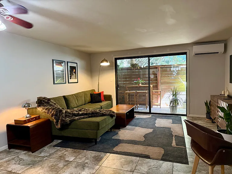 4057 Brant St #5 — Photo 4