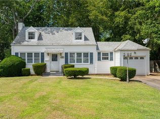 108 Wilmot Rd, Hamden, CT 06514