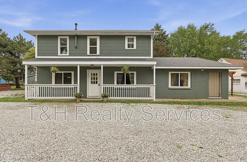1st image of 106 E Pendleton Ave