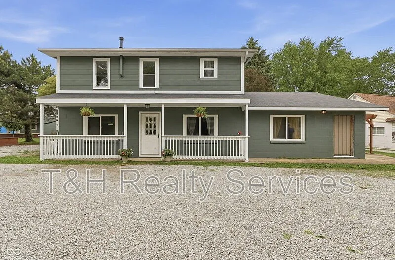 106 E Pendleton Ave