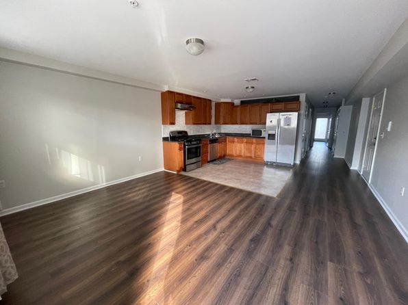 148 Oakwood Ave APT 1