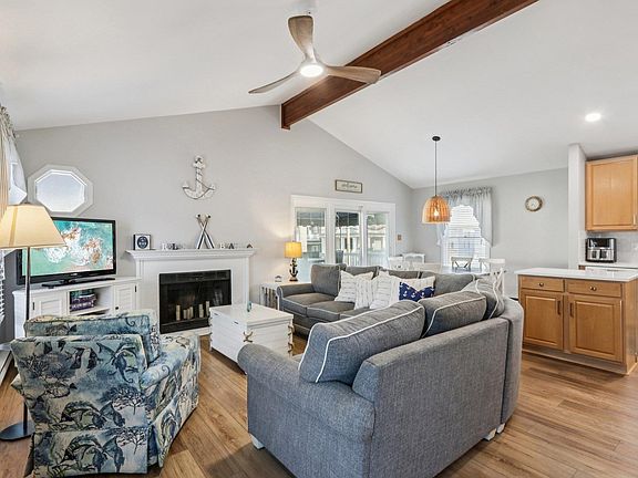 5th image of 18 14th St #2