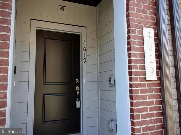 4619 Olivine Dr, Chantilly, VA 20151