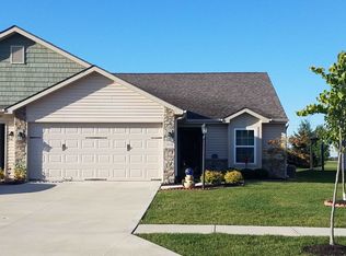 1918 Greyson Dr, Auburn, IN 46706