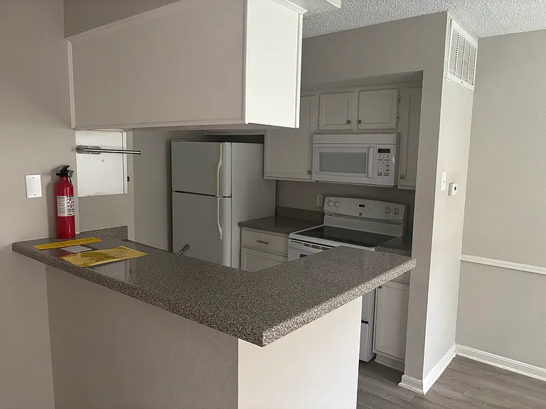 2120 El Paseo St #2205 — Photo 6