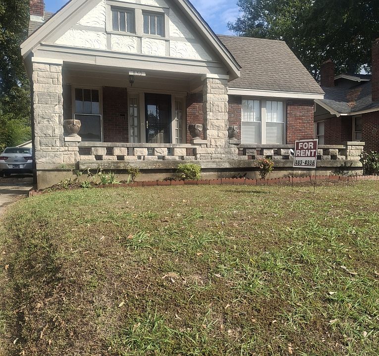 1st image of 830 Stonewall St