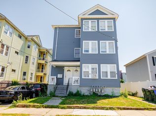 35-37 Chavenson St, Fall River, MA 02723