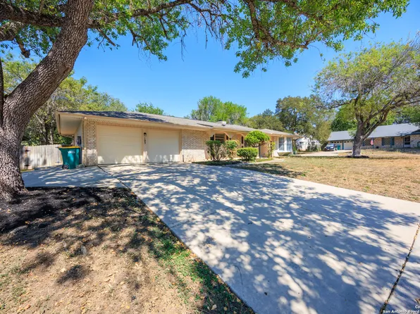 103 Madrid, Universal City, TX 78148