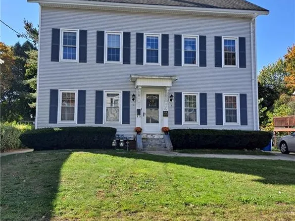 88 Pleasant St, Lincoln, RI 02865