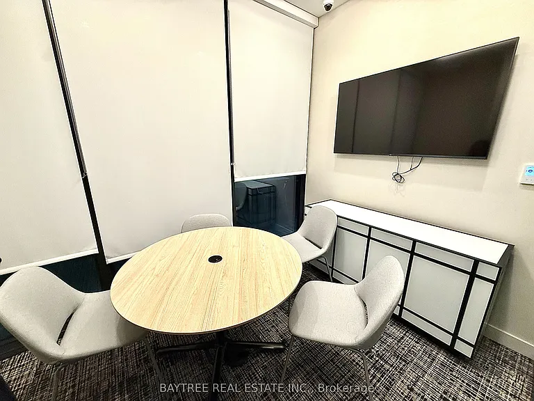 8 Wellesley St W #3305 — Photo 14