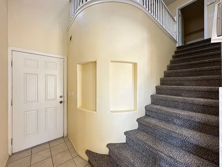 9032 Rutherford Grove St — Photo 8