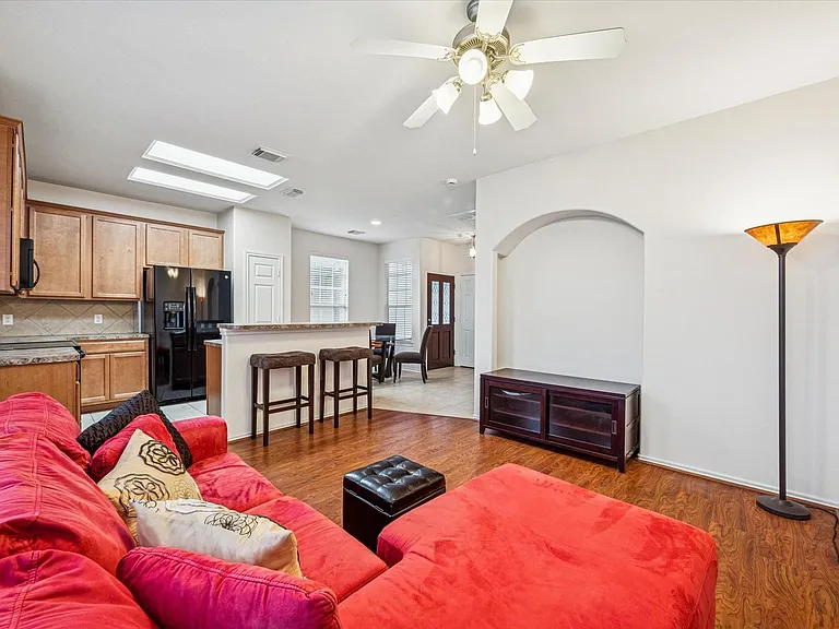3206 Pearl Bluff Ln — Photo 9