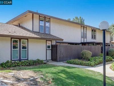 5456 Roundtree Dr APT B, Concord, CA, 94521