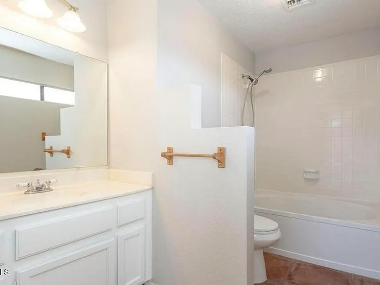 15013 N Calle Del Prado — Photo 5