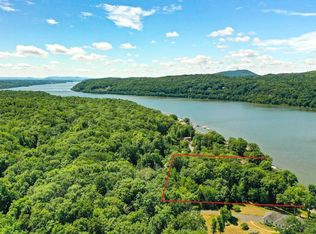 River Rd, Hyde park, NY 12538