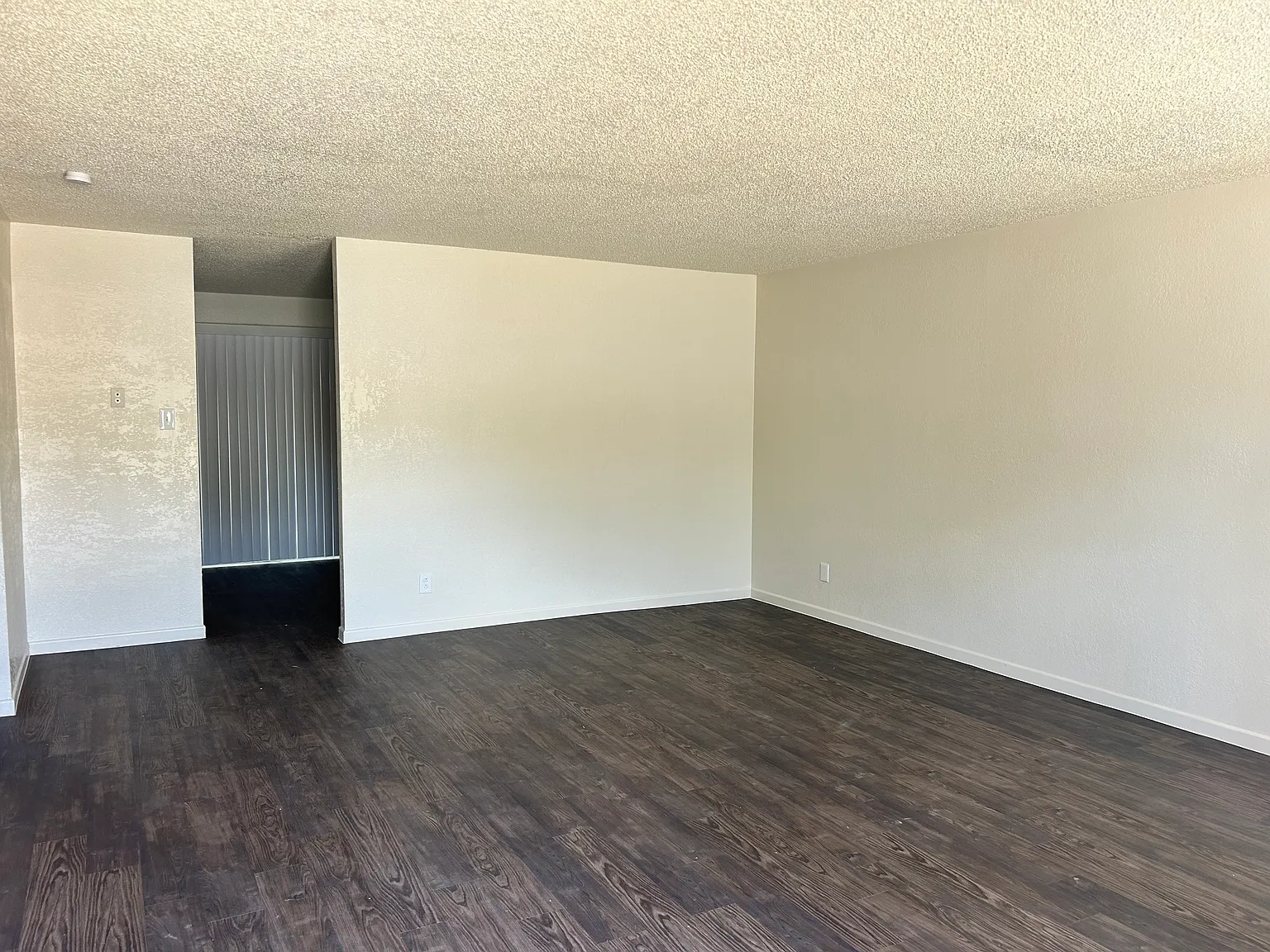 2 bed, 958 sqft, $750 — Photo 3