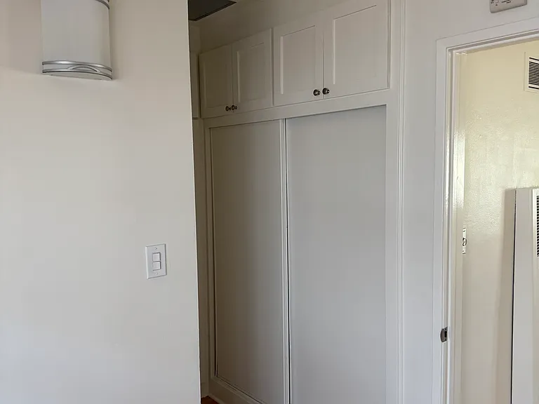 Seabreeze Apartments — Photo 40