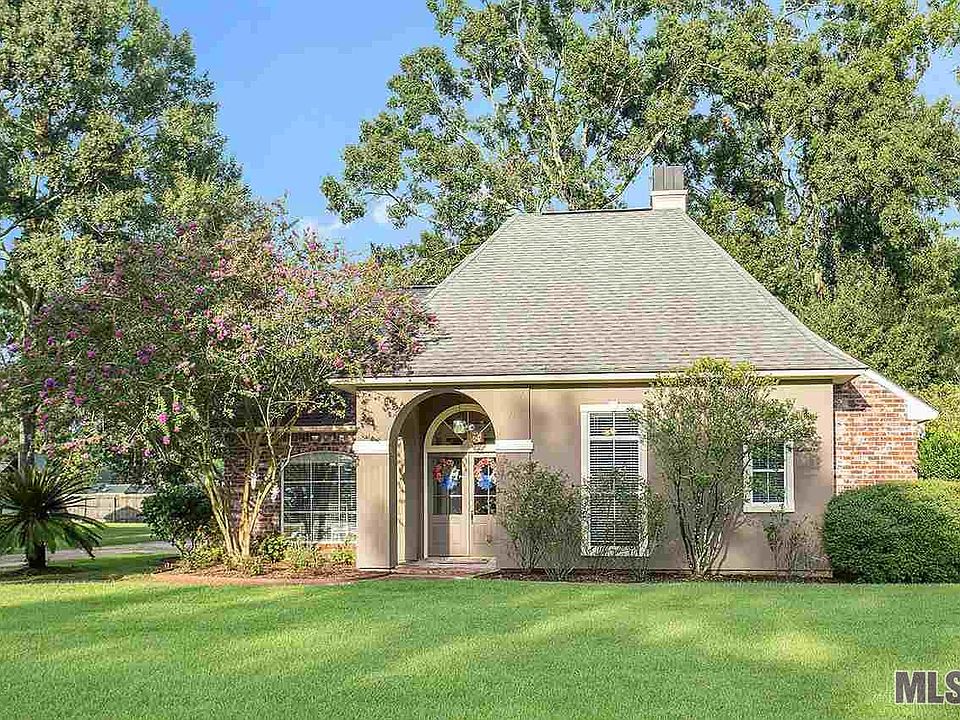 1st image of 39386 Woodrun Cir