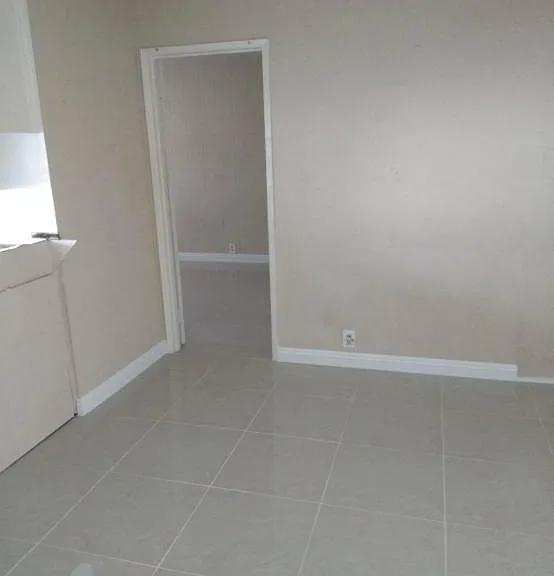 3892 Palos Verdes St — Photo 4