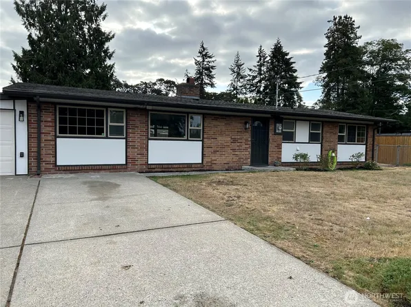 9015 Hipkins Road SW, Lakewood, WA 98498