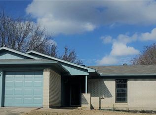 1501 Trammell Dr, Benbrook, TX 76126