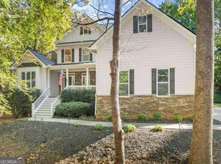 5559 Ridgemoor Dr, Braselton, GA 30517