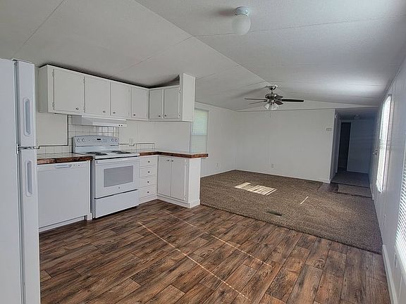 5th image of 1010 Jacks Dr