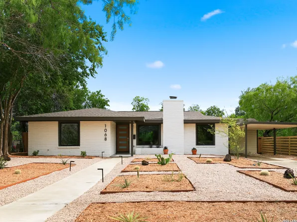 1068 Ivy Ln, Terrell Hills, TX 78209