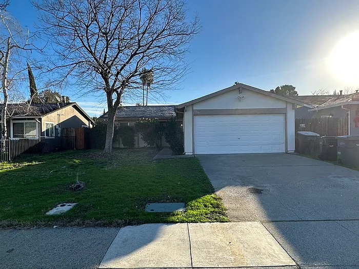 7560 Mountain Oak Way photo 1